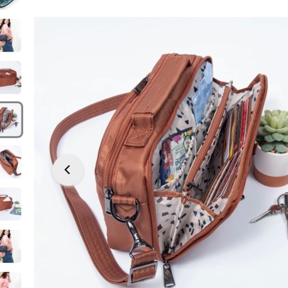 LUG Scoop 2 Crossbody Bag - Picture 9 of 10